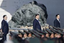 Chinese President Xi Jinping (C) and other leaders attend a memorial ceremony at the Nanjing Massacre Museum in Nanjing, Jiangsu province, December 13, 2014. PHOTO BY REUTERS/Aly Song